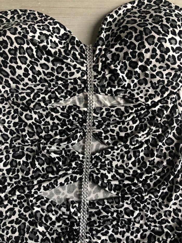 BB27- Robe bustier imprimée avec strass T unique (34/40) NEUVE - photo numéro 5
