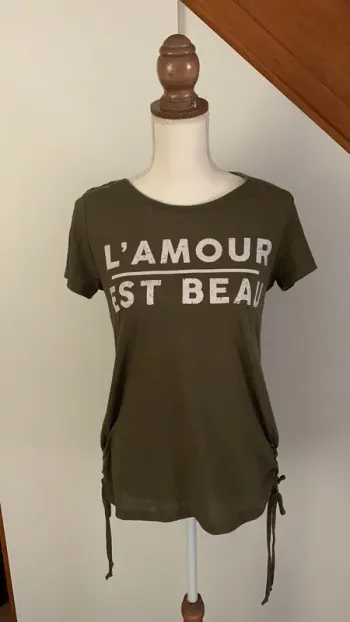 Tee shirt kaki