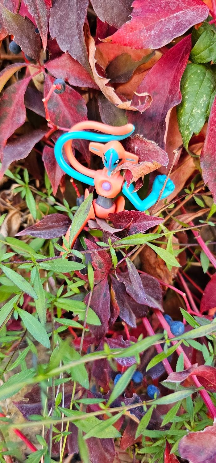 Super figurine Pokemon Nintendo Deoxys