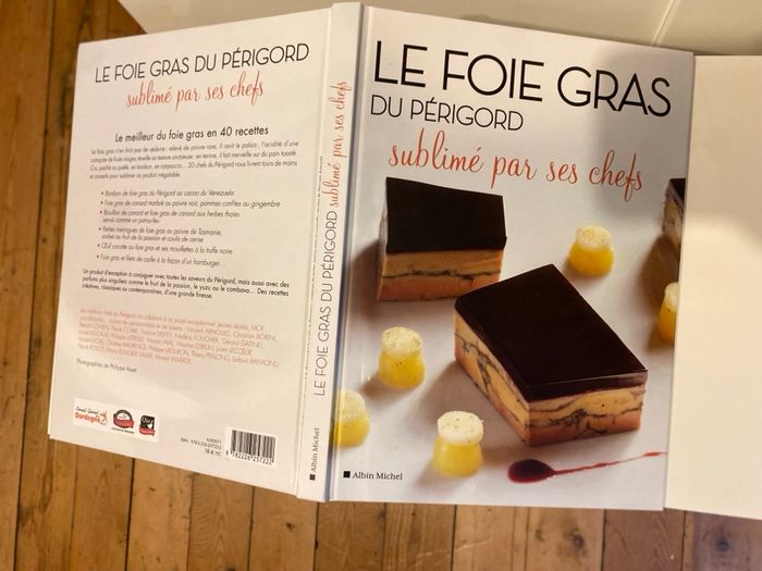 Livre de cuisine le foie gras du Périgord sublimé par ses chefs - photo numéro 10