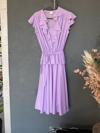 Robe en voile à basque lilas