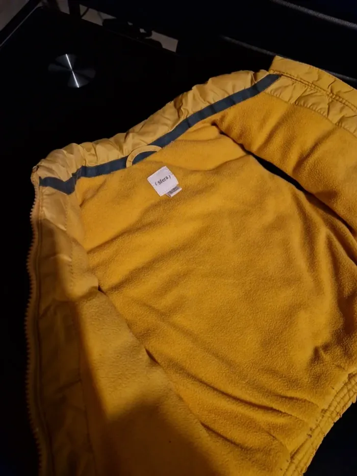 Doudoune sans manche + jeans d'hiver - photo numéro 4