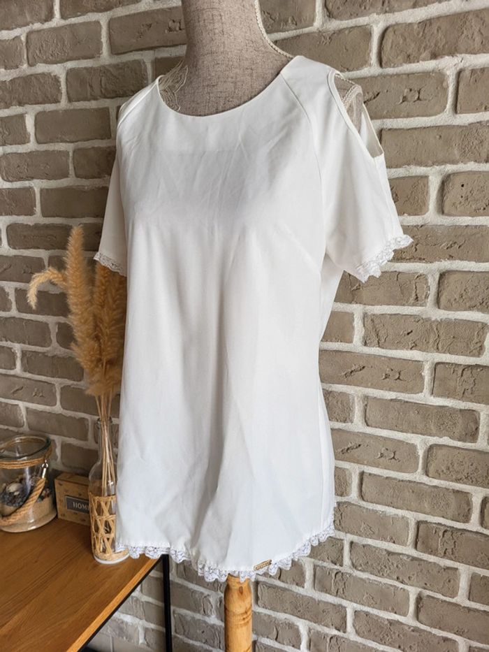 Blouse à épaules dénudées et dentelle Freesia - photo numéro 5