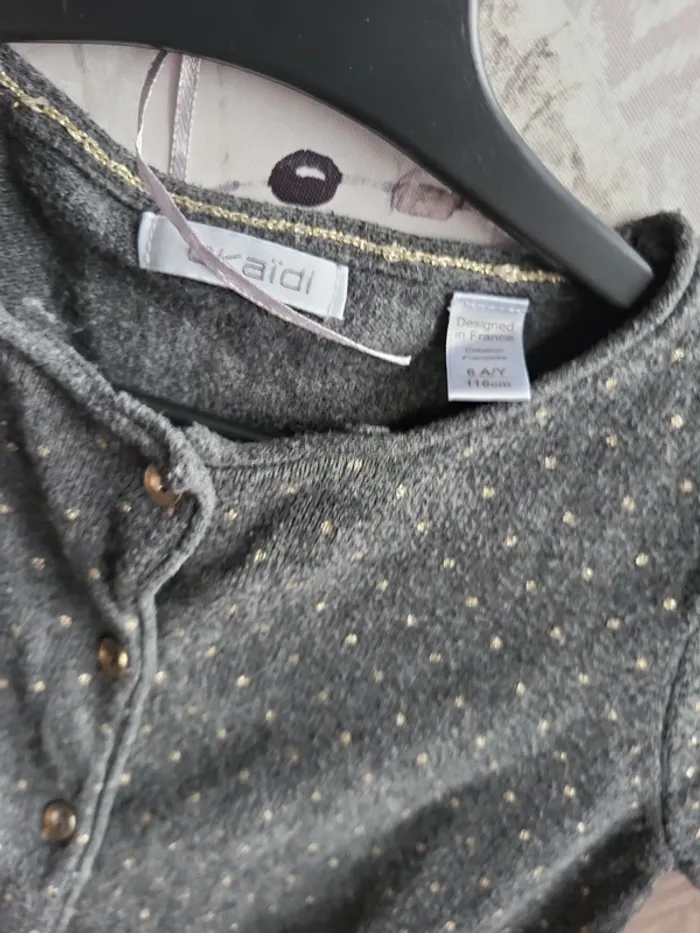 Gilet gris 6ans - photo numéro 3