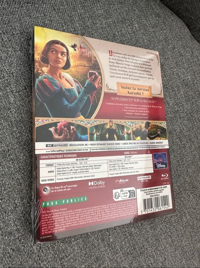 Film blanche neige Disney 4k ultra hd blu-ray neuf avec étiquette - photo numéro 2