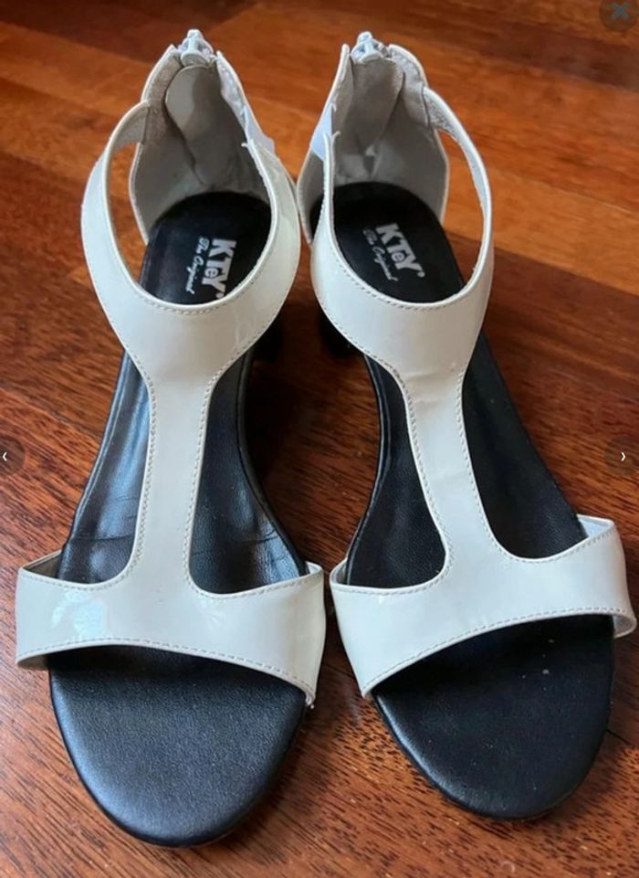 Sandale cuir
