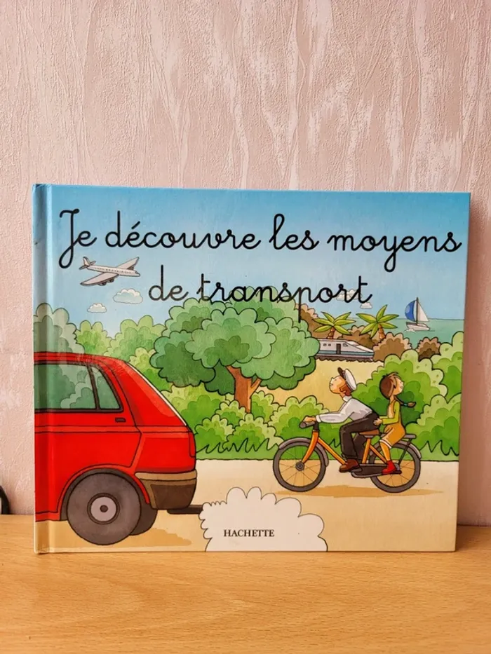 Livre enfant très illustré je découvre les moyens de transport