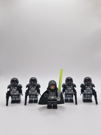Figurines type lego Jedi Luke Skywalker + 4 Dark troopers / stormtroopers star wars