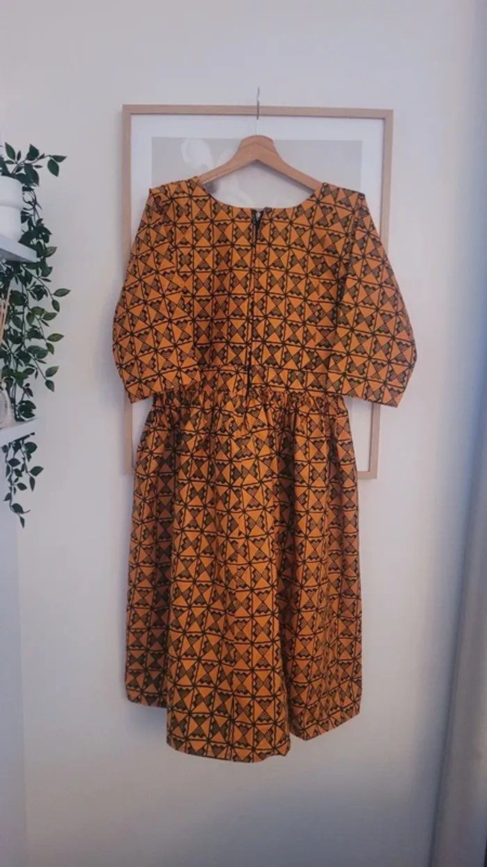 Robe mi-longue en wax - photo numéro 3