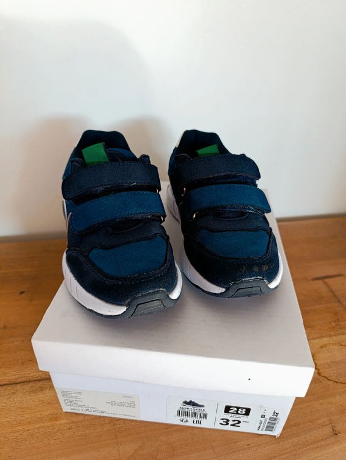 Baskets bleu marine et verte t.28 DPAM - photo numéro 3