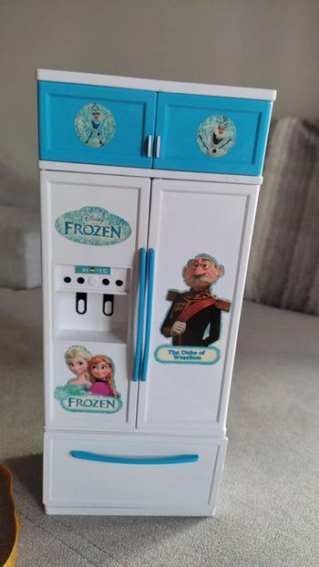 Frigo cuisine Frozen reine des neiges
