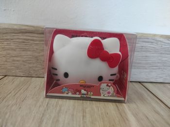 Porte monnaie hello Kitty blanc et rouge 