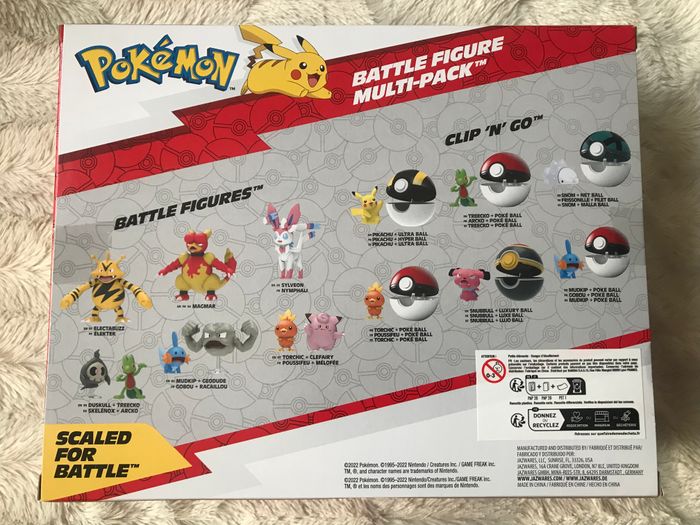 POKEMON 8 Figurines Battle  Pikachu. Evoli. Dratatin. Togepi. Caninos. Mimiqui. Raichu et Brutalibré - photo numéro 2