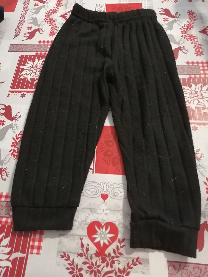Vend lot de pantalons taille 2 ans - photo numéro 2