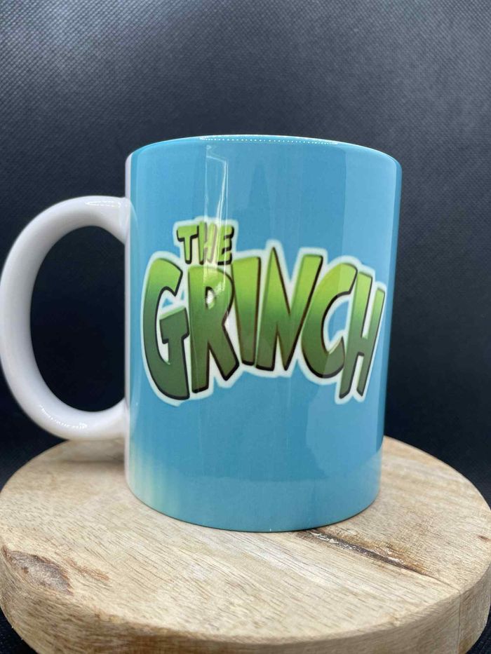 💚Mug Le Grinch – Ajoute une touche d’humour grincheux à ton hiver