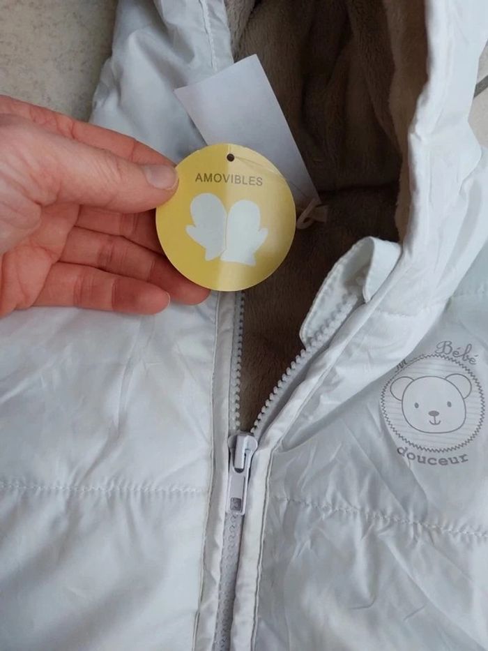 Doudoune 9 mois neuve - photo numéro 3