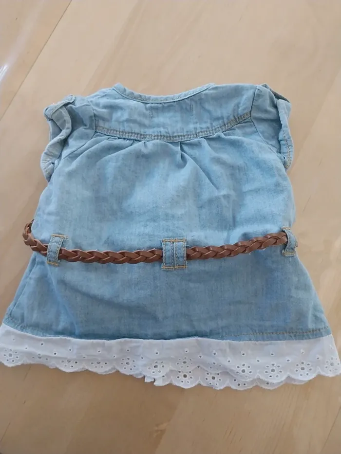 Robe en jean bleue bébé fille 1 mois avec ceinture - photo numéro 3
