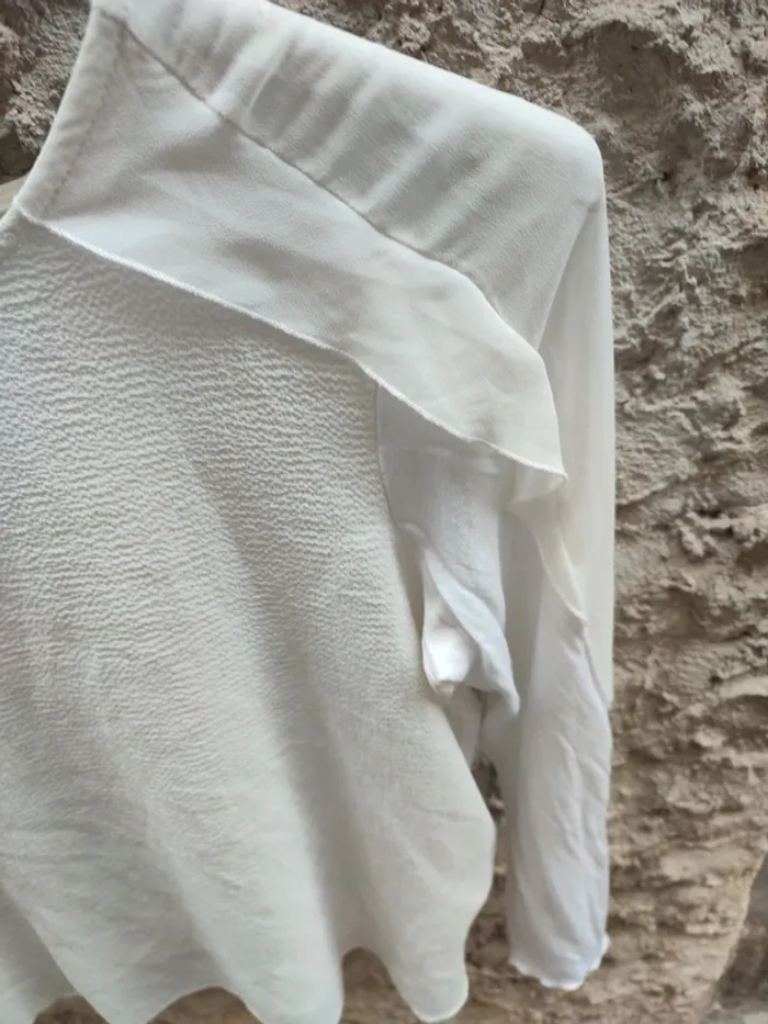 Haut taille M marque Zara - photo numéro 8