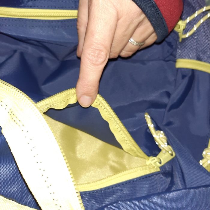 Sac eastpak neuf poche ordi 13 pouces - photo numéro 3