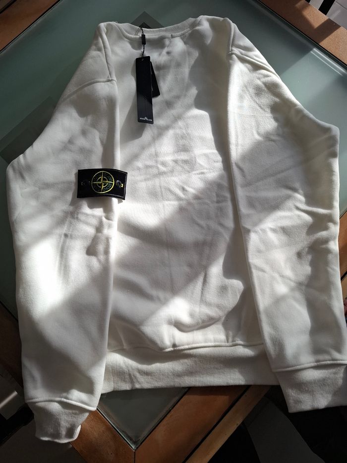 Pull stone island - photo numéro 2