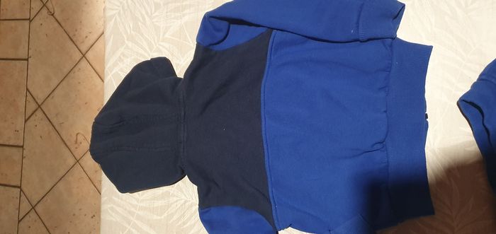 Ensemble de jogging - photo numéro 4