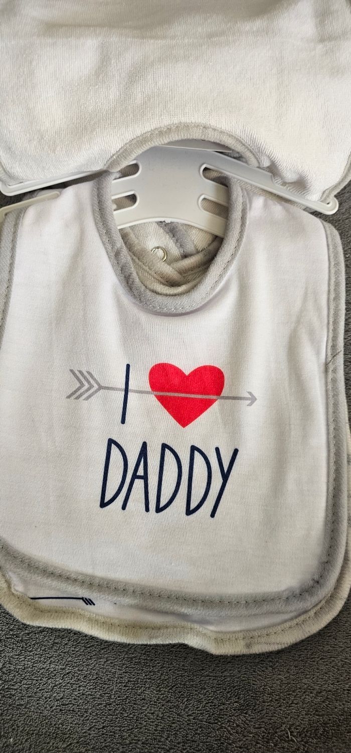 Lot de 5 bavoirs bébé  neufs I love Daddy - photo numéro 6
