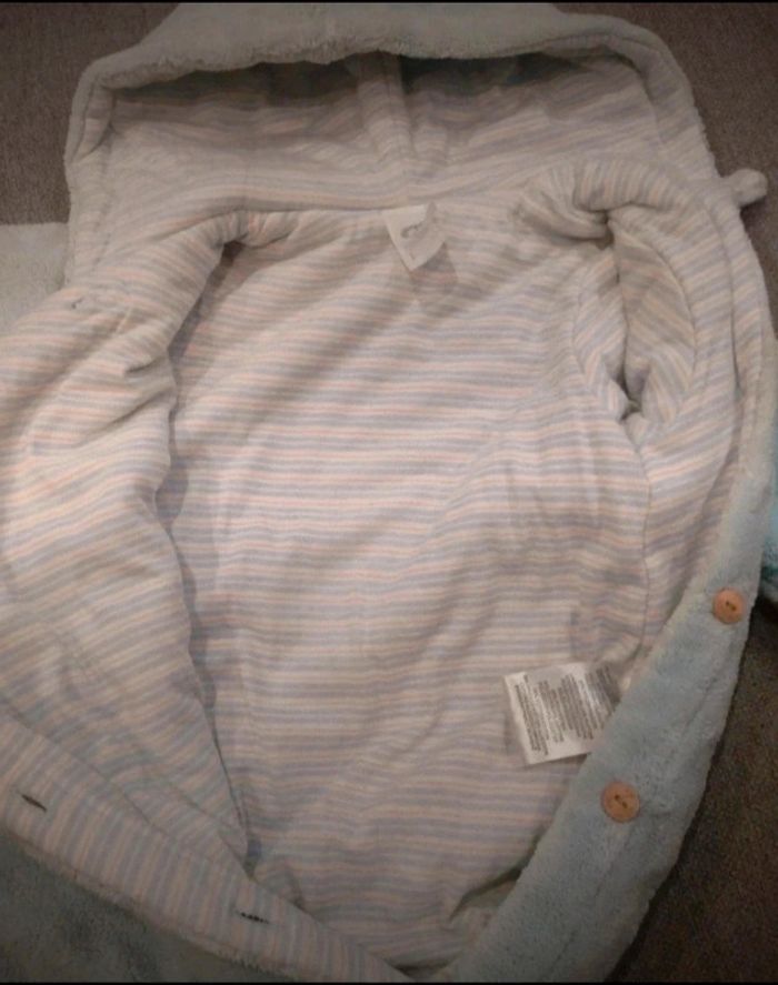 Combi pilote polaire bébé garçon C&A 12 mois - photo numéro 3