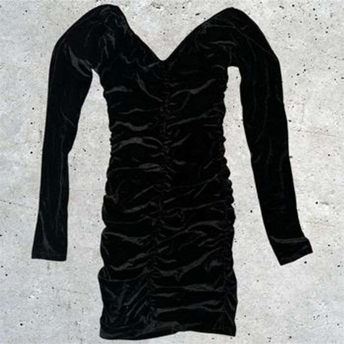 Robe moulante en velours