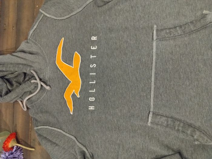 Sweat Hollister gris à capuche – Taille S 36 – Très bon état - photo numéro 3