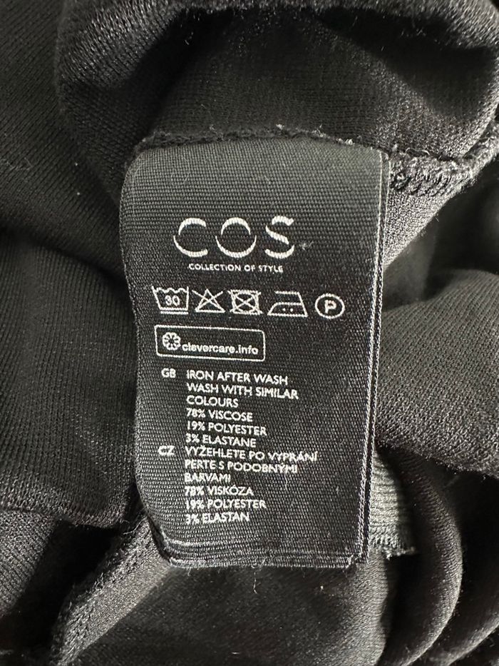 Robe drapée noire COS T38 M - photo numéro 4