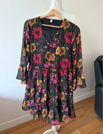 Jolie robe fleur S/36