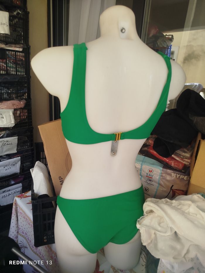 #kytie38femme. Maillot de bain 2 pièces taille 38 - photo numéro 4