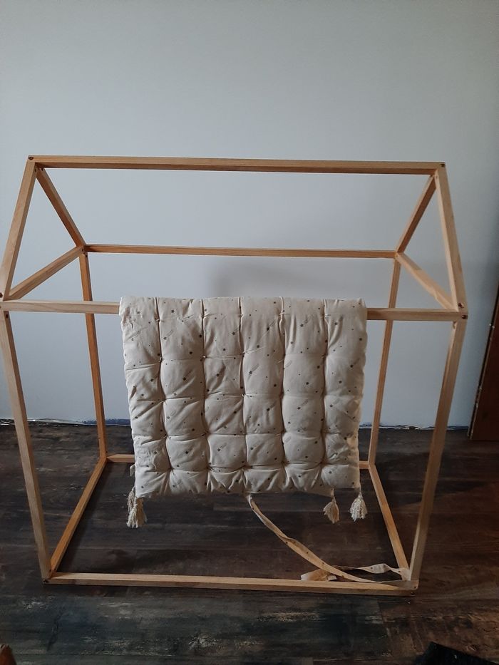 Cabane en bois et tapis de sol - photo numéro 5