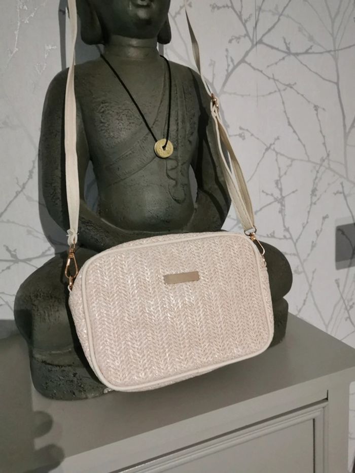 Sac en paille en bandoulière rectangulaire