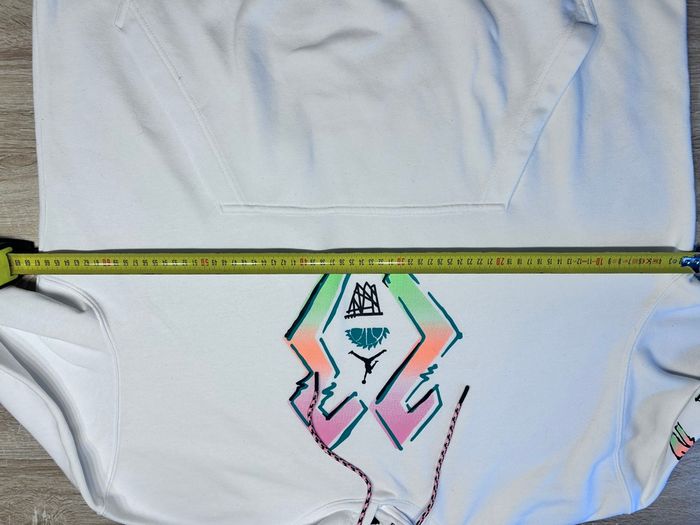 Pull Jordan - Taille XL - Swoosh 23 coloré - Très bon état - photo numéro 5