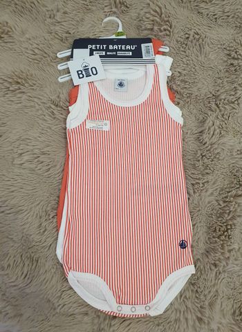 Lot de 3 bodies sans manches 18mois petit bateau 