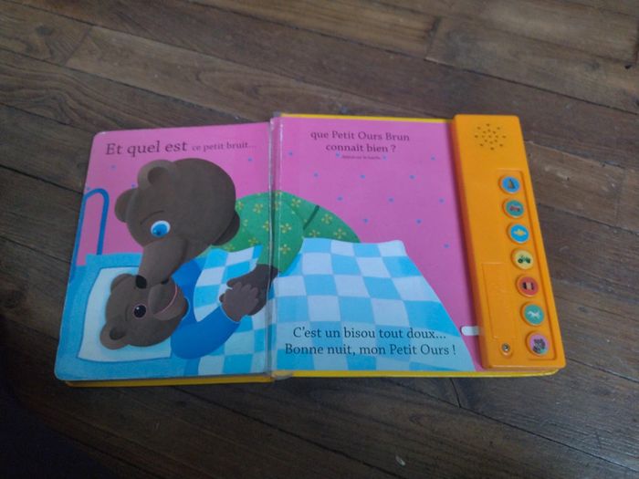 Livre musical petit ours brun - photo numéro 2