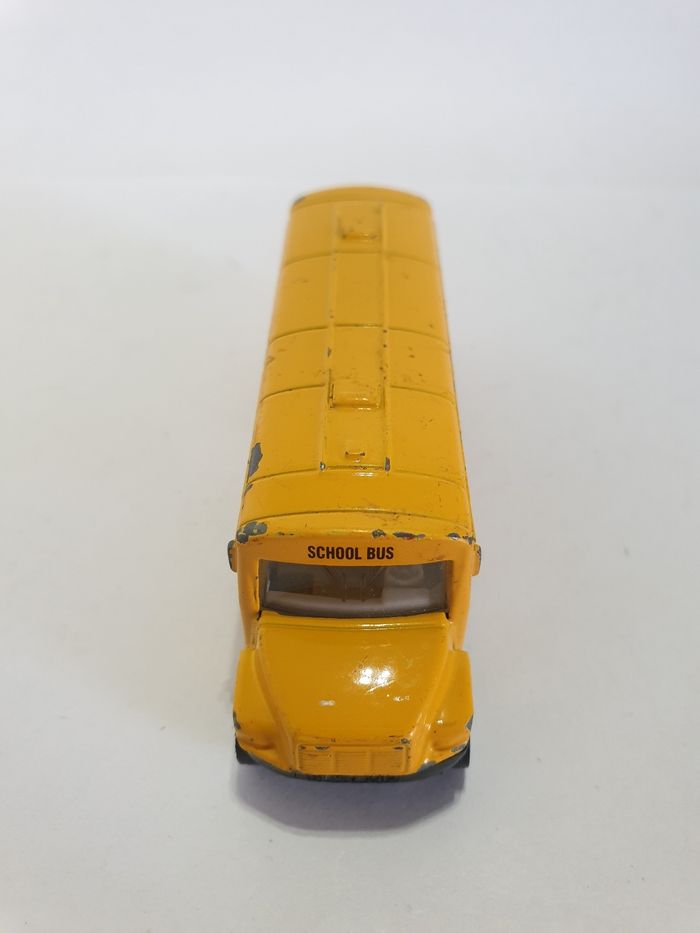 Siku School Bus US 🇩🇪 8,5 cm – Made in Germany – Bon état - photo numéro 3