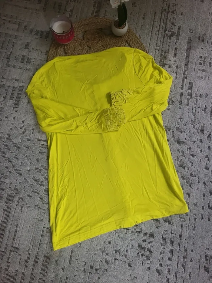 Tshirt taille 36/38 - photo numéro 3