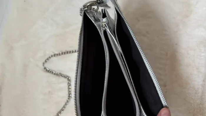 Sac / Pochette argentée Zara anse chaîne - photo numéro 2