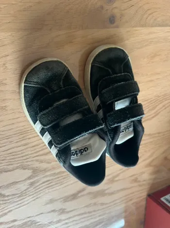 Basket adidas