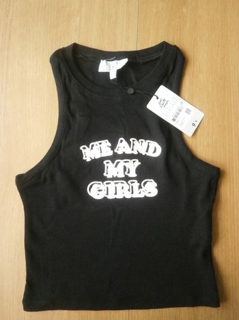 Déardeur noir  small  Selena Gomez