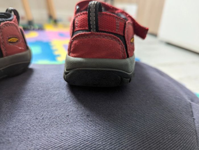 Sandales Keen Newport H2 – Pointure 25/26 – Randonnée et draisienne – Très bon état - photo numéro 11