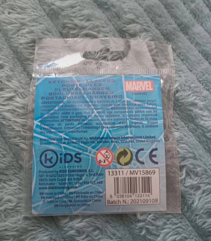 Porte cle spiderman marvel disney - photo numéro 2