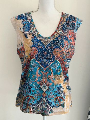 Blouse sans manches taille 38