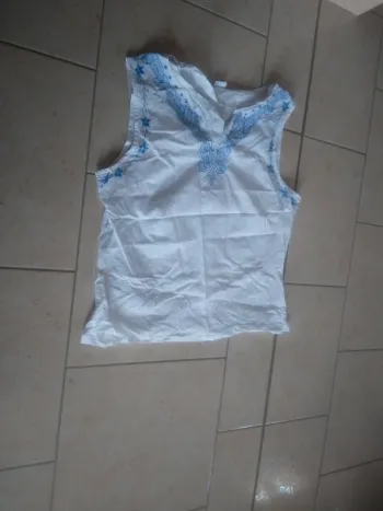 Débardeur avec broderie