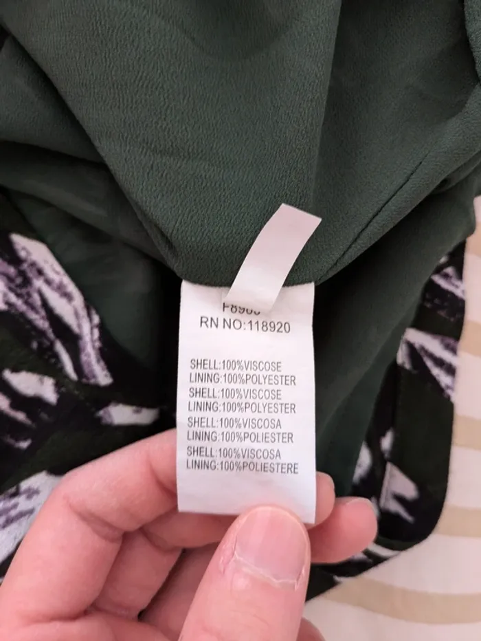 Robe courte imprimé végétal - Marque FRNCH Taille S (36) - Vert Forêt - photo numéro 3