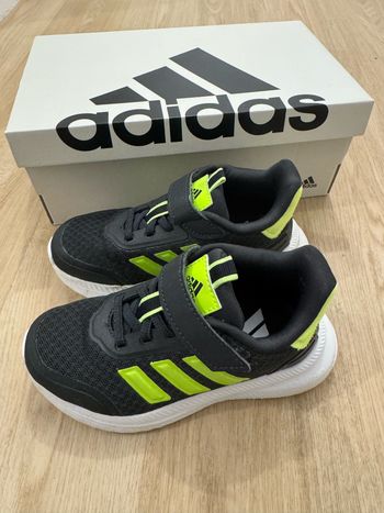Baskets Adidas enfant