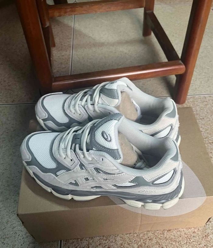 Asics Gel-NYC Taille 42 - photo numéro 2