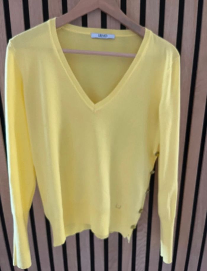 Pull jaune Liu Jo taille S comme neuf - photo numéro 2